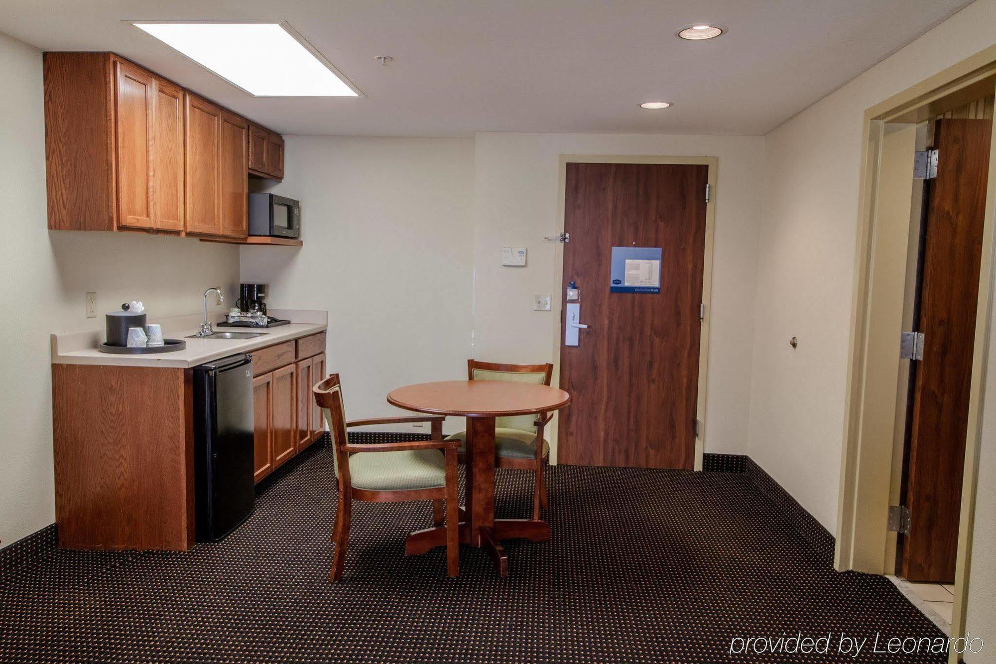 Hampton By Hilton Oklahoma City I-40 East- Tinker Afb Мидуэст-Сити Экстерьер фото