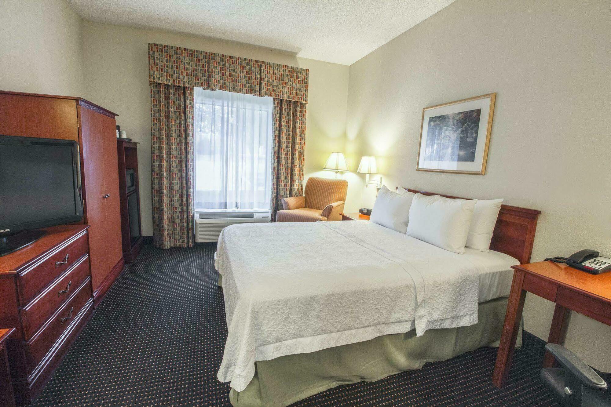 Hampton By Hilton Oklahoma City I-40 East- Tinker Afb Мидуэст-Сити Экстерьер фото